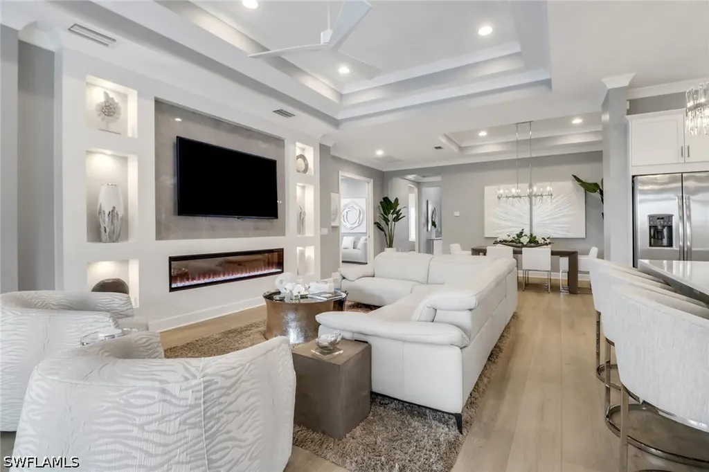 6225 Antigua Way Naples FL 34113