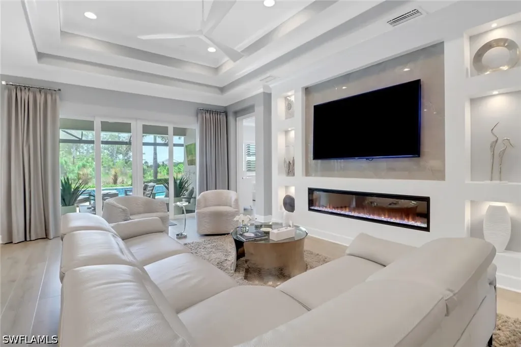 6225 Antigua Way Naples FL 34113