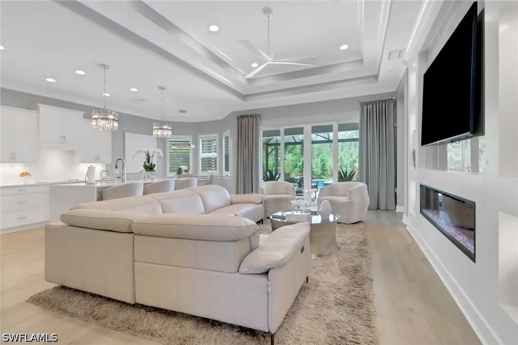 6225 Antigua Way Naples FL 34113