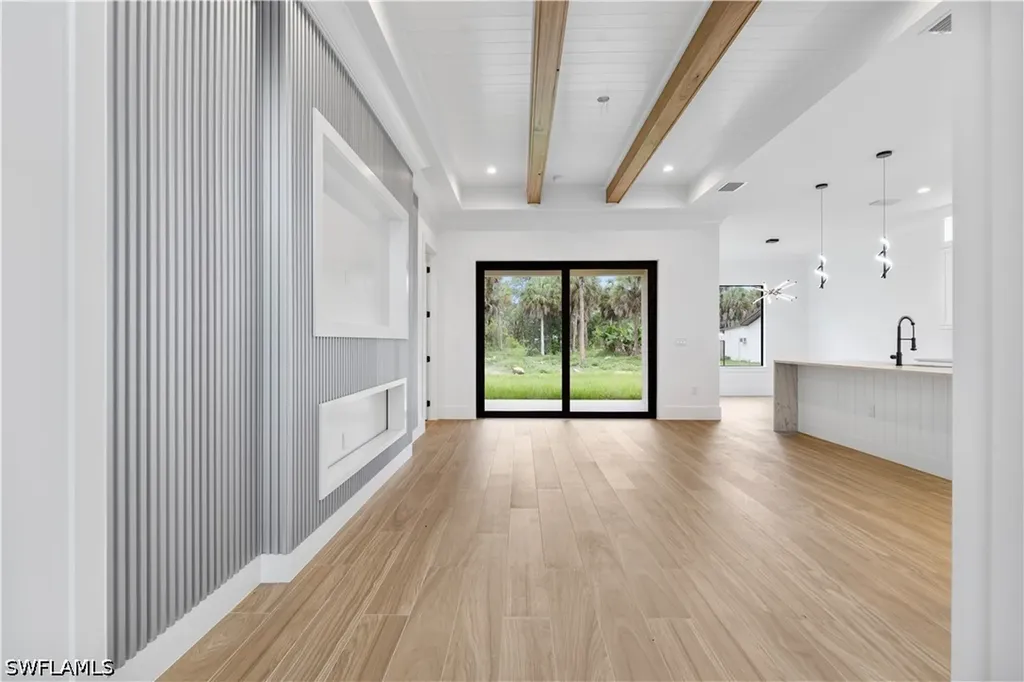 3712 18th Avenue N Naples FL 34120