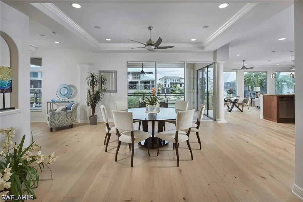 319 Lagoon Avenue Naples FL 34108