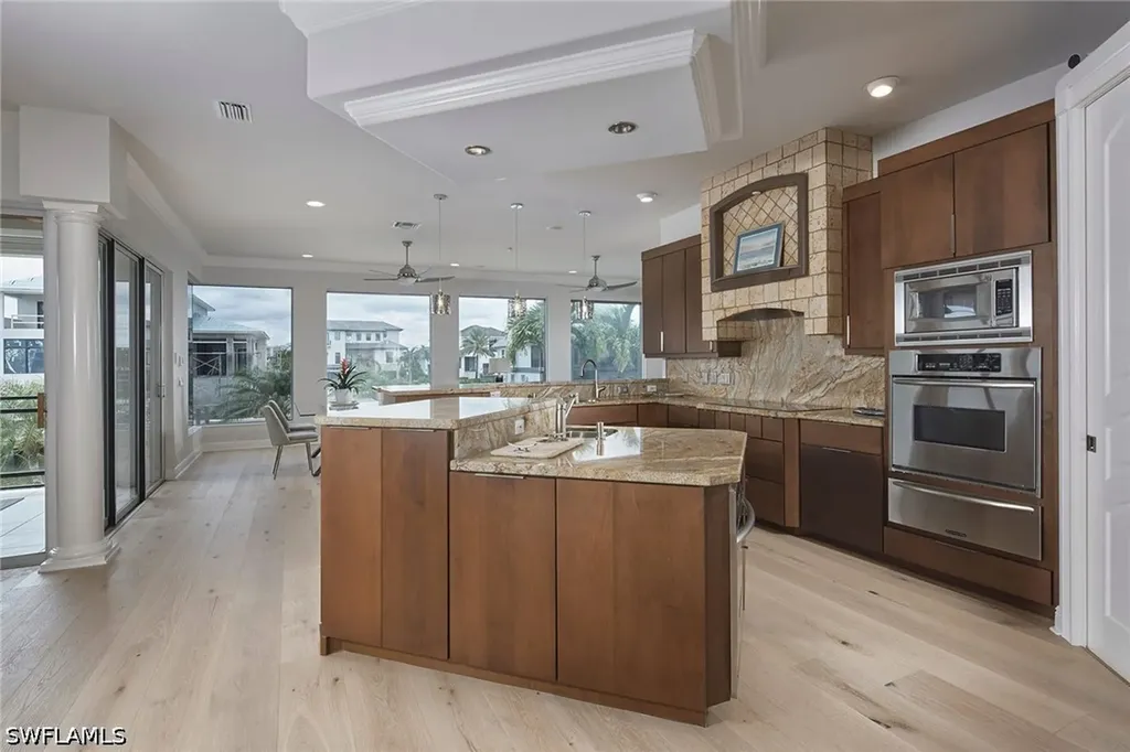 319 Lagoon Avenue Naples FL 34108