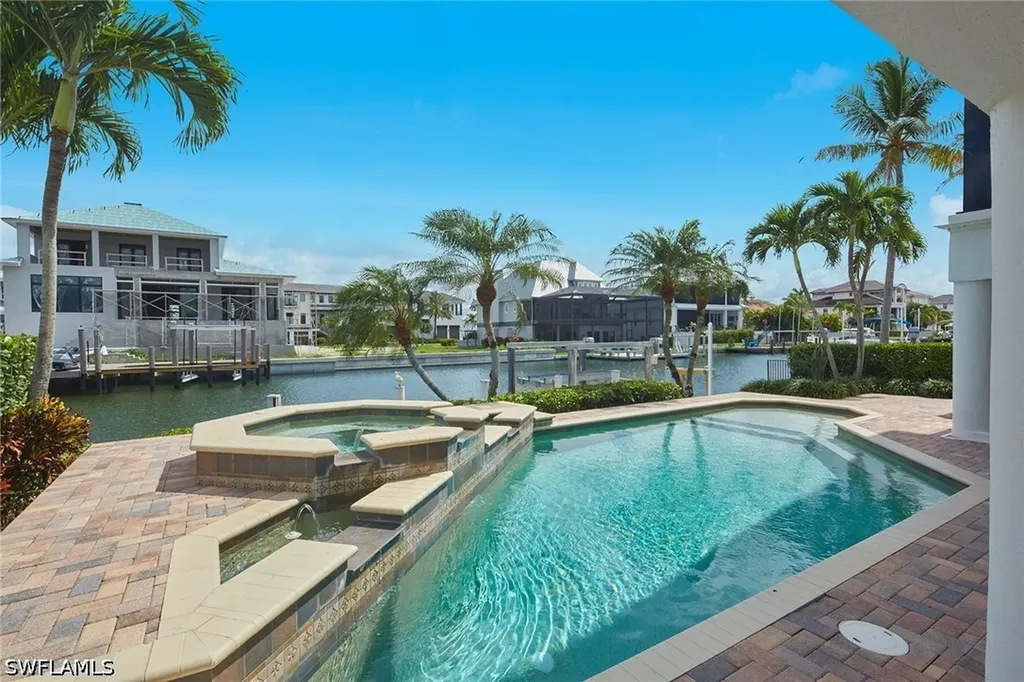 319 Lagoon Avenue Naples FL 34108