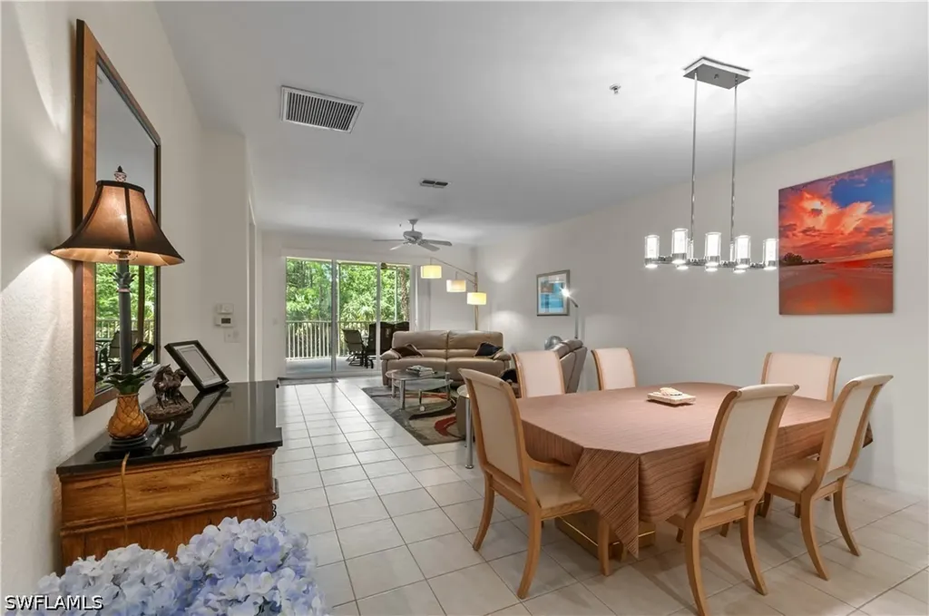 4853 Hampshire Court Naples FL 34112