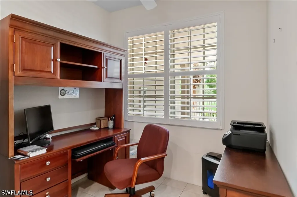 4853 Hampshire Court Naples FL 34112