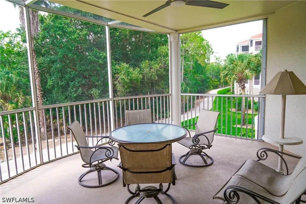 4853 Hampshire Court Naples FL 34112