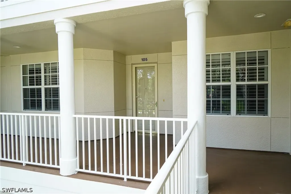 4853 Hampshire Court Naples FL 34112