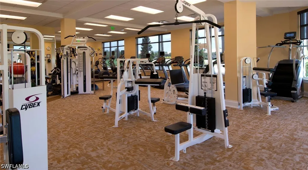 4853 Hampshire Court Naples FL 34112
