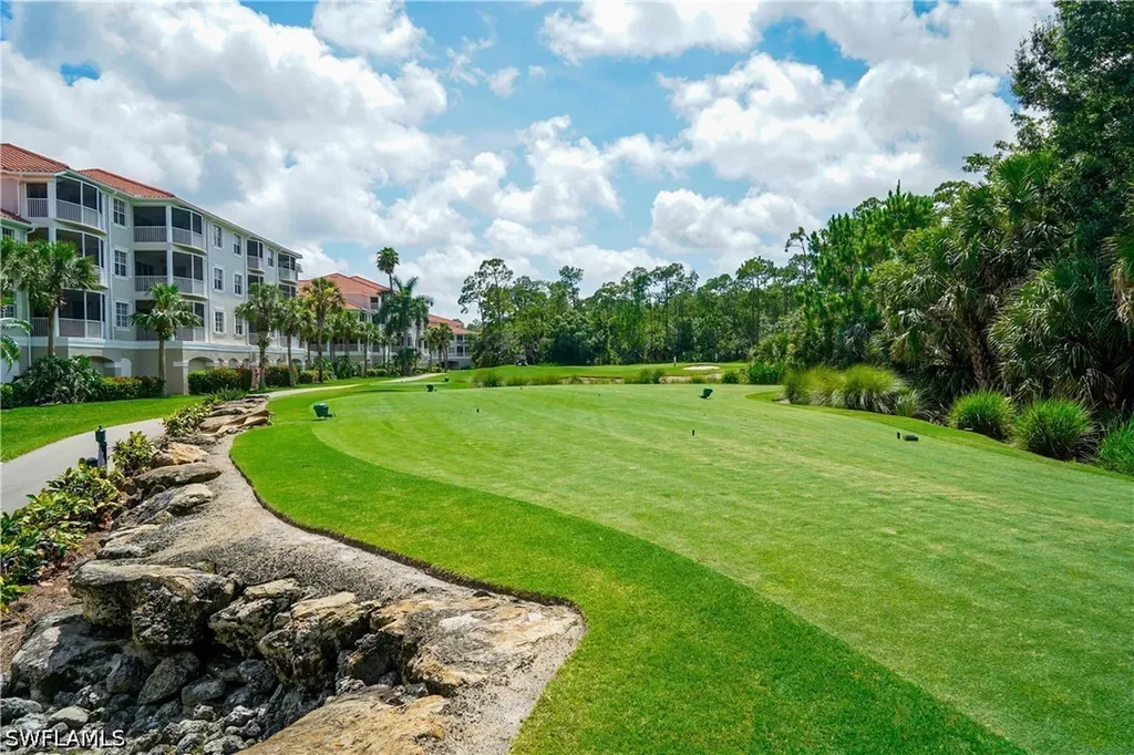 4853 Hampshire Court Naples FL 34112