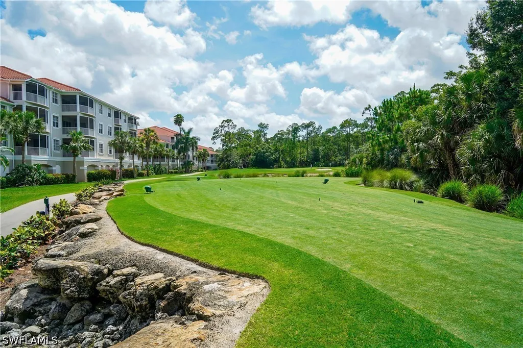 4853 Hampshire Court Naples FL 34112