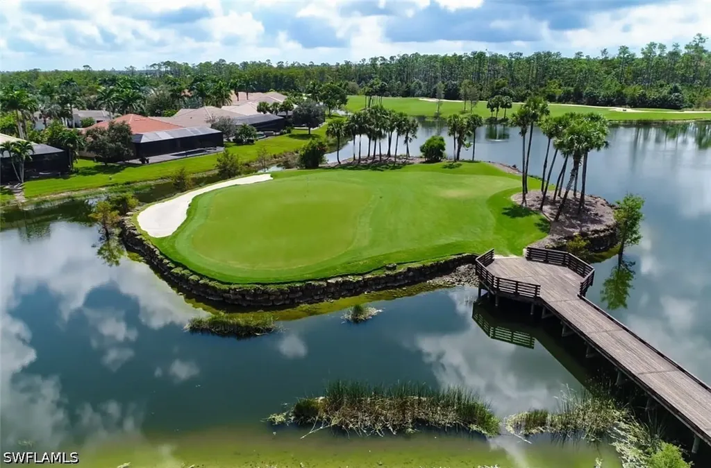4853 Hampshire Court Naples FL 34112