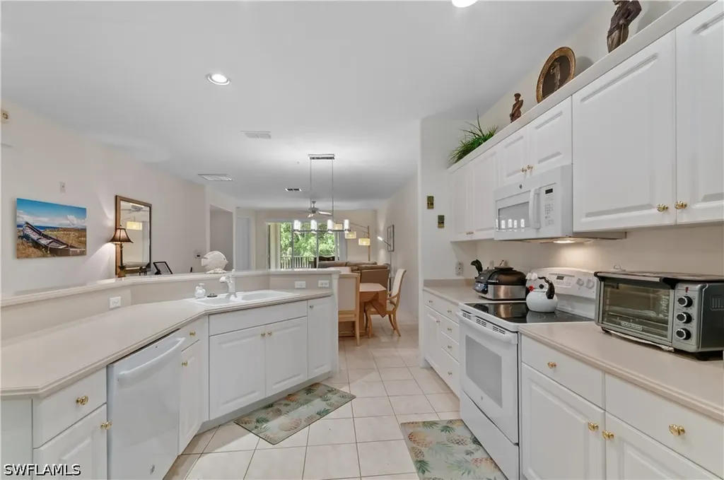 4853 Hampshire Court Naples FL 34112