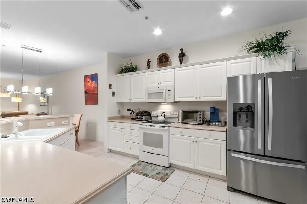 4853 Hampshire Court Naples FL 34112