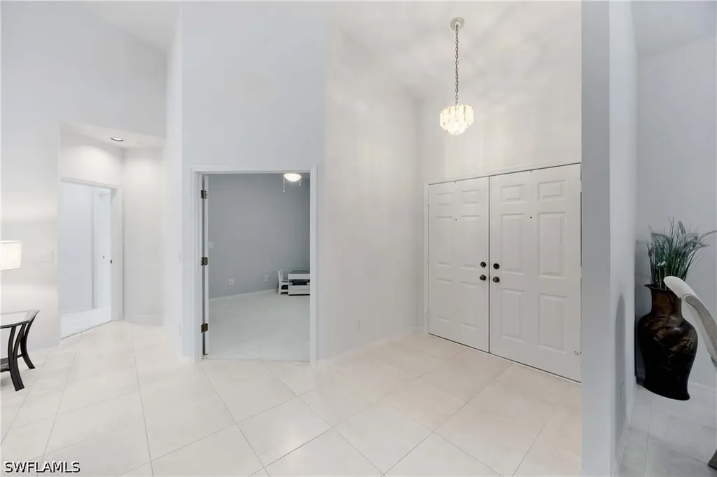 816 Turkey Oak Lane Naples FL 34108
