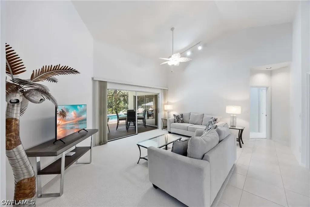 816 Turkey Oak Lane Naples FL 34108
