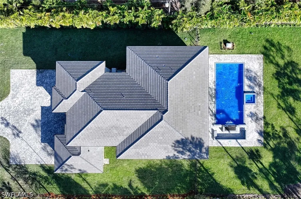 5160 Teak Wood Drive Naples FL 34119