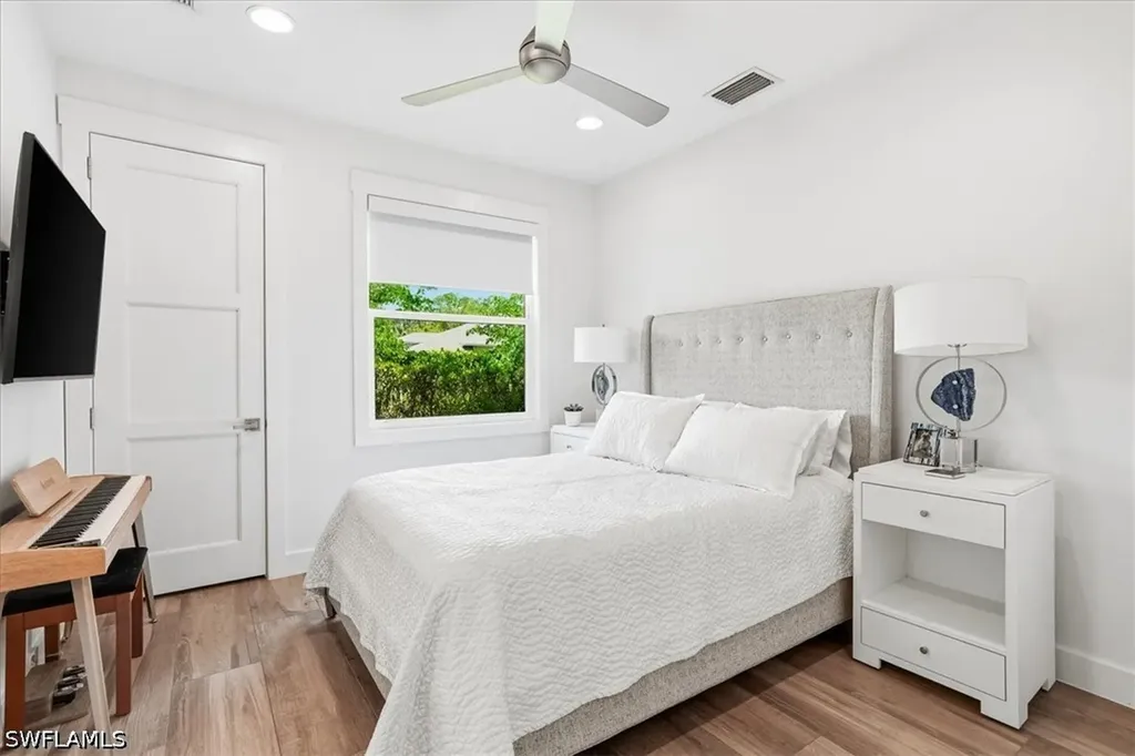 4641 1st Avenue SW Naples FL 34119
