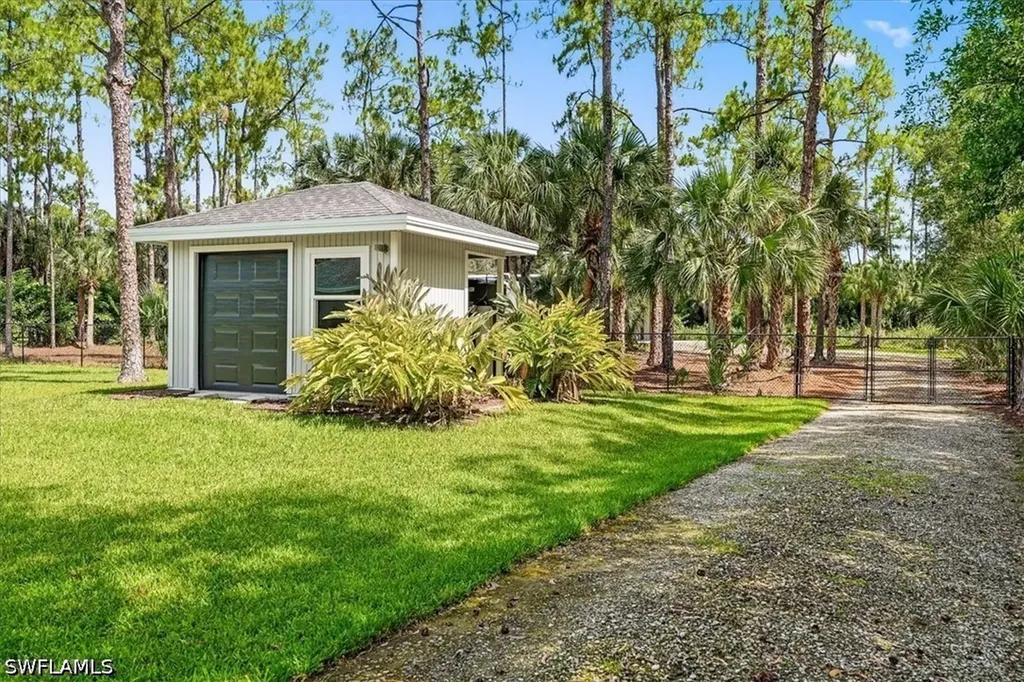 4641 1st Avenue SW Naples FL 34119