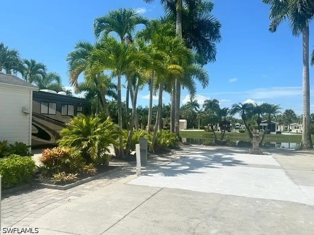 1311 Diamond Lake Circle Naples FL 34114
