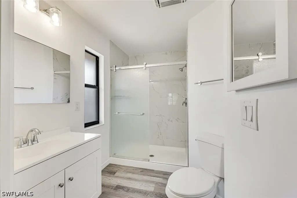 142 Bennington Drive Naples FL 34104