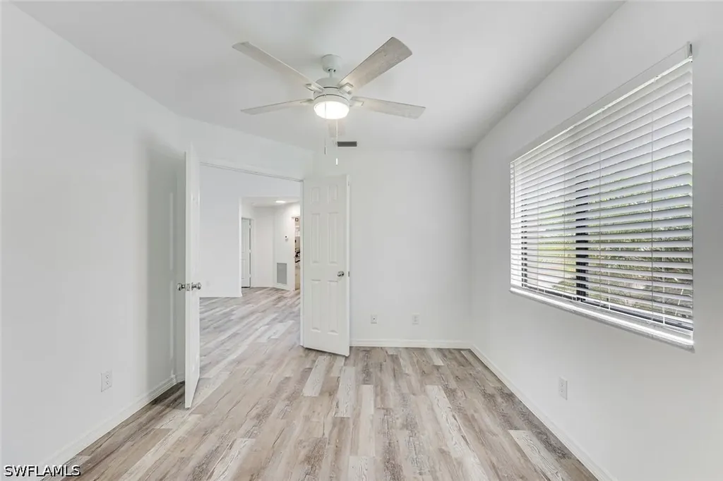 142 Bennington Drive Naples FL 34104