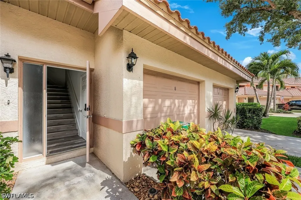 142 Bennington Drive Naples FL 34104