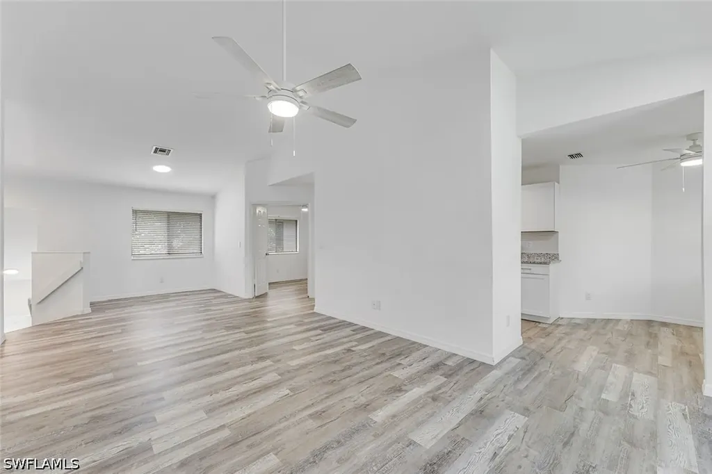 142 Bennington Drive Naples FL 34104