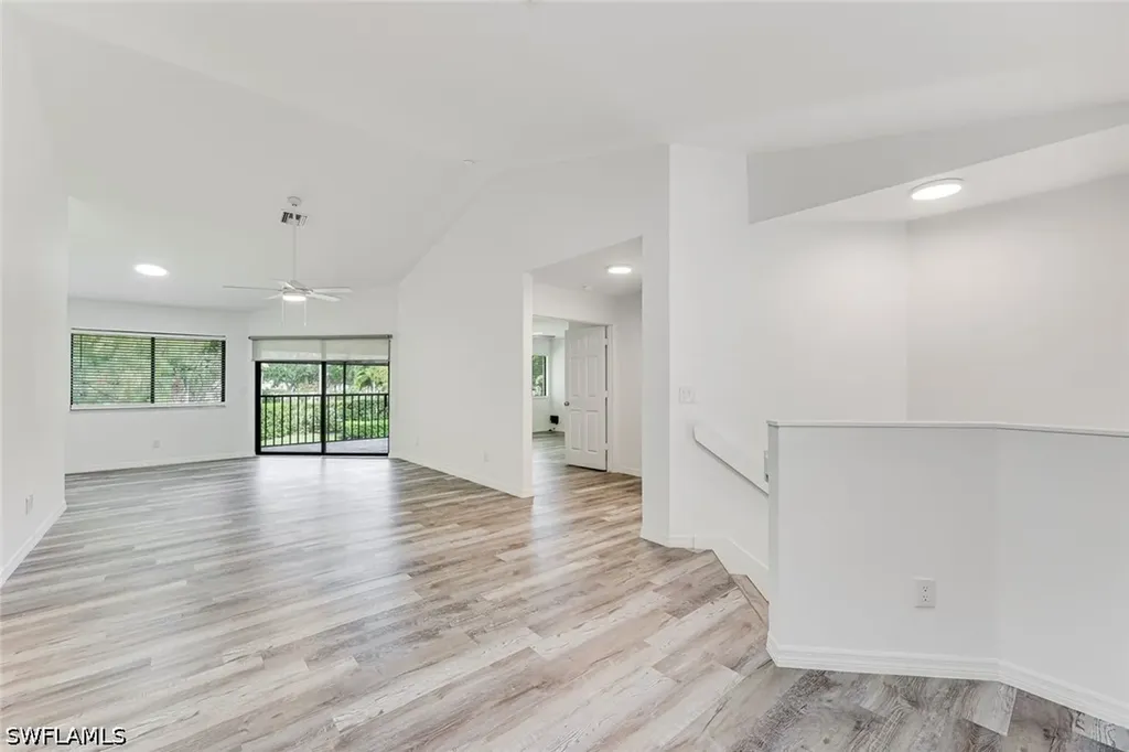 142 Bennington Drive Naples FL 34104