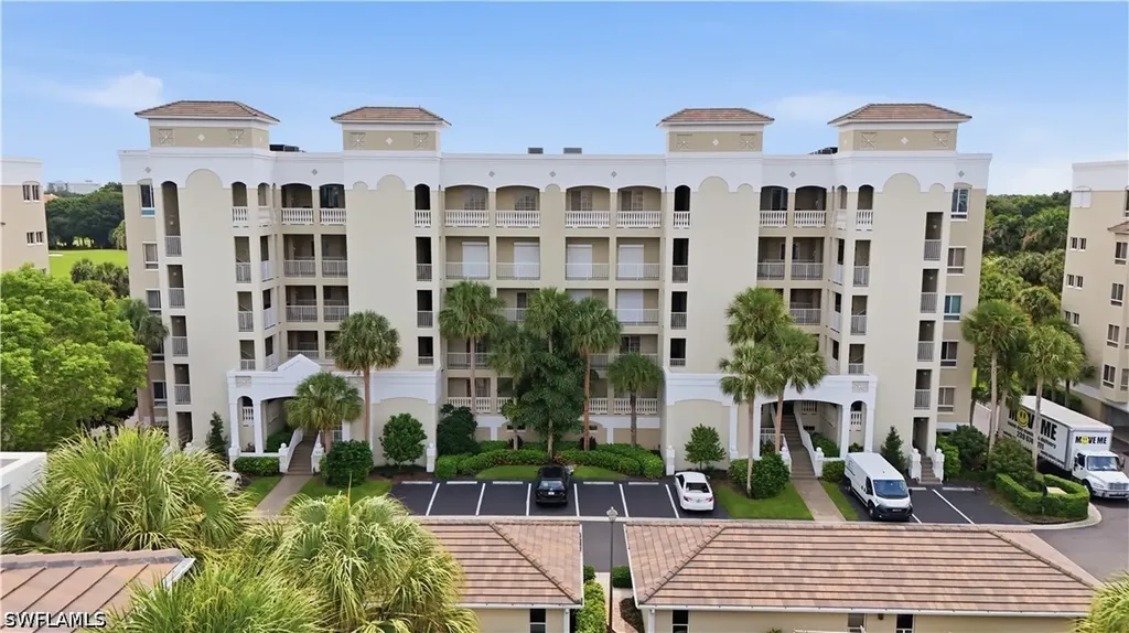 7671 Pebble Creek Circle Naples FL 34108