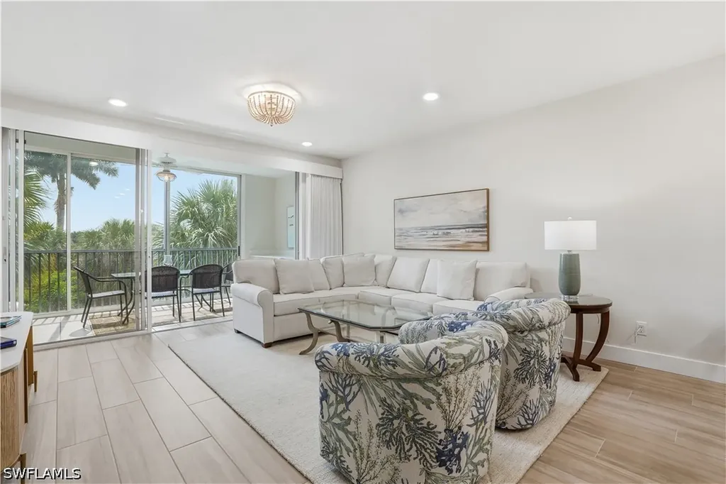 7671 Pebble Creek Circle Naples FL 34108