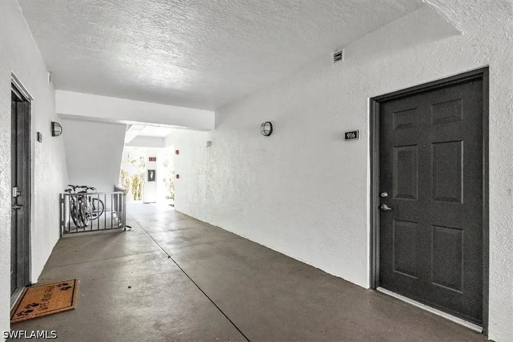 7940 Preserve Circle Naples FL 34119