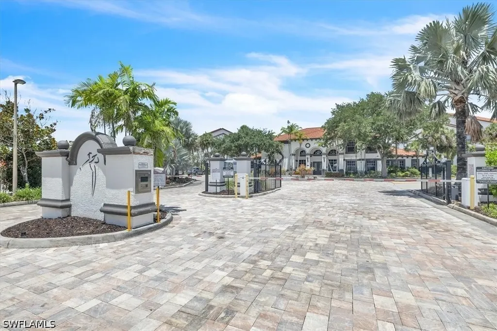 7940 Preserve Circle Naples FL 34119