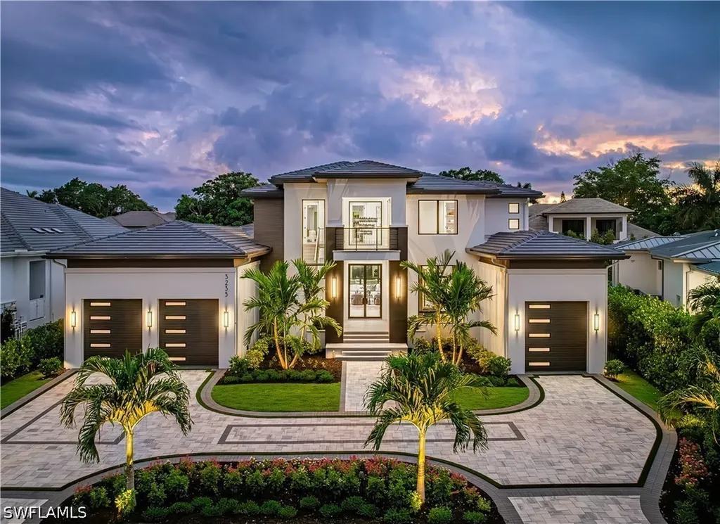 3235 Regatta Road Naples FL 34103
