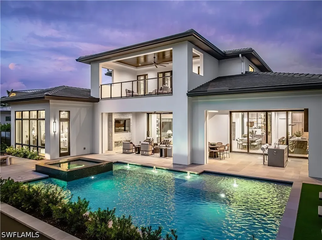 3235 Regatta Road Naples FL 34103
