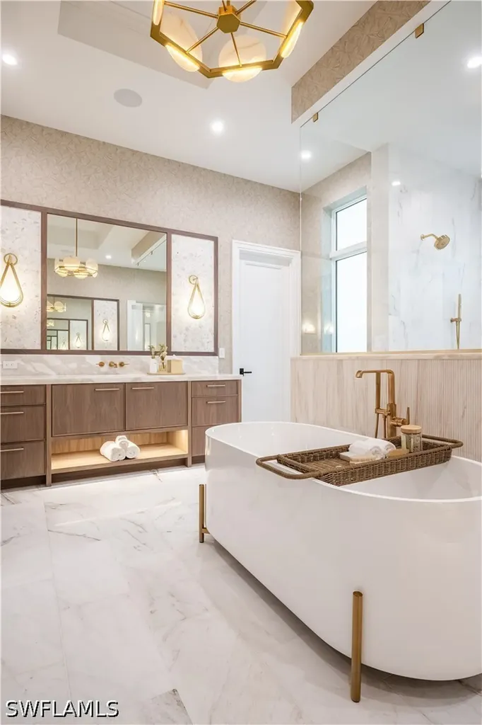 3235 Regatta Road Naples FL 34103