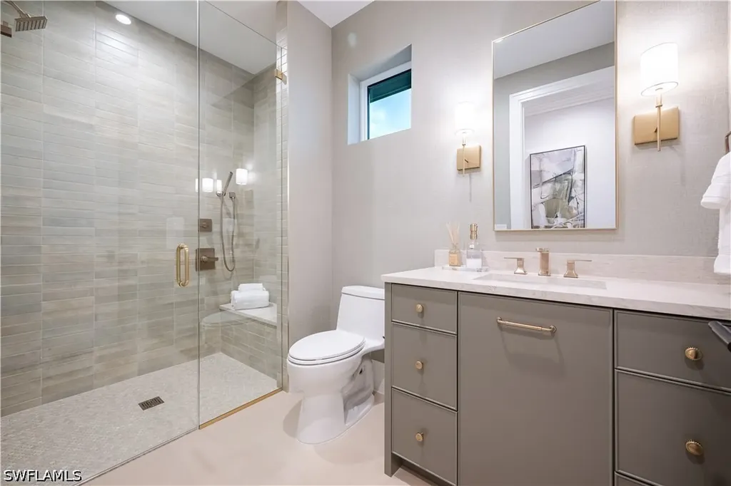 3235 Regatta Road Naples FL 34103