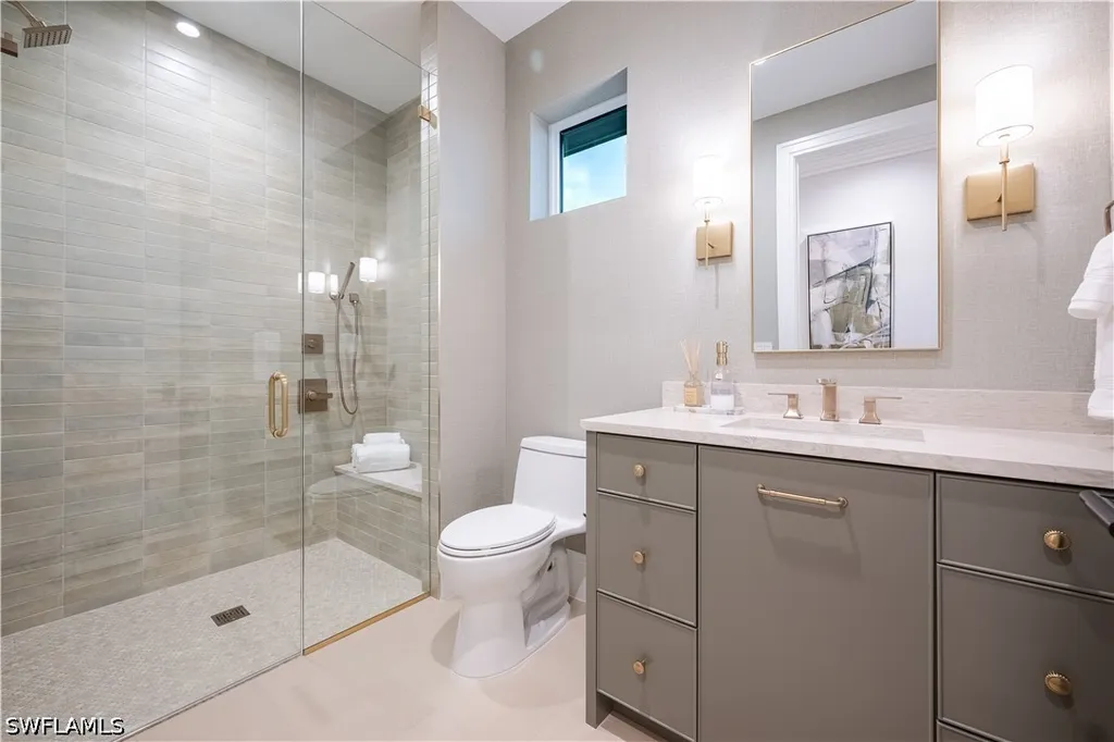 3235 Regatta Road Naples FL 34103