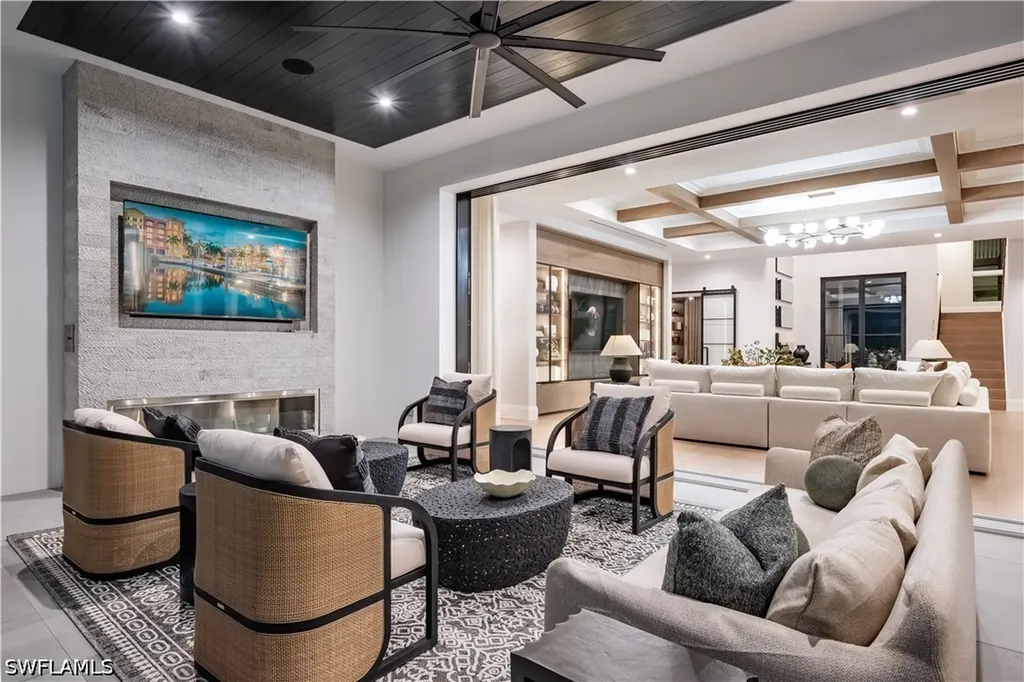 3235 Regatta Road Naples FL 34103