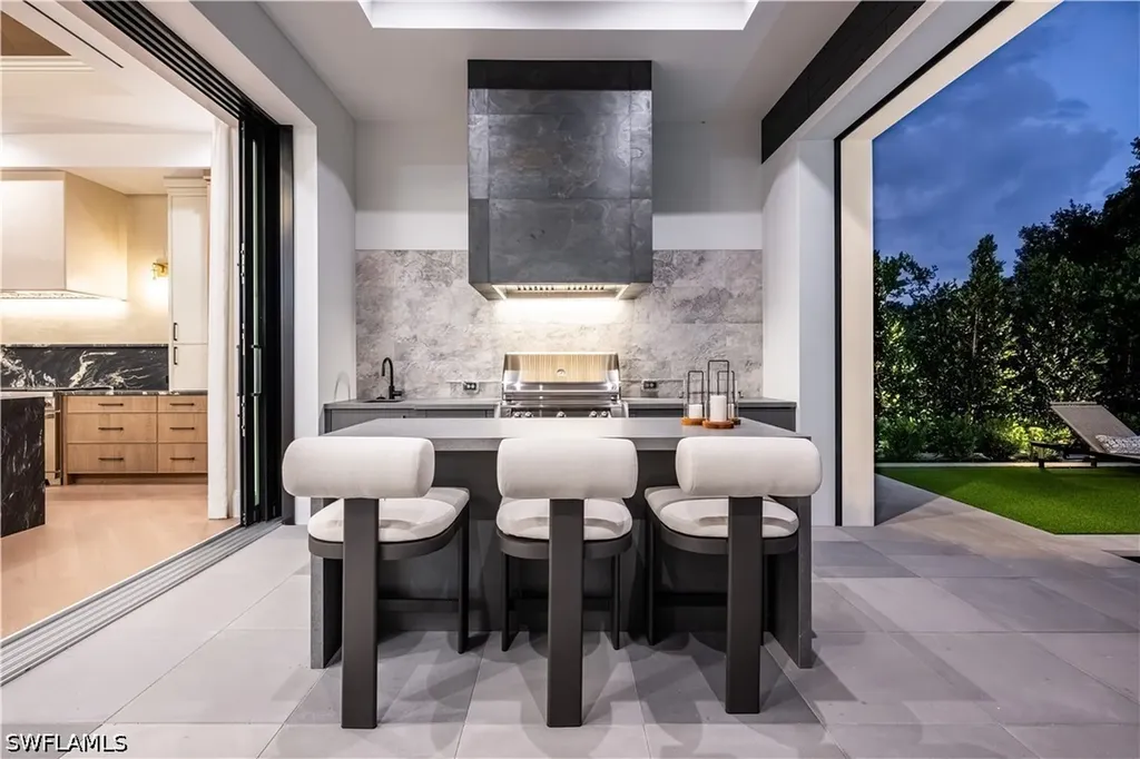 3235 Regatta Road Naples FL 34103