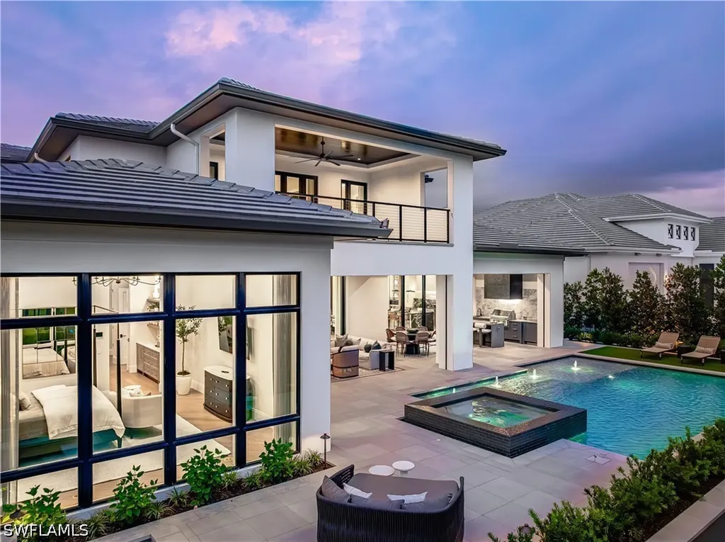 3235 Regatta Road Naples FL 34103