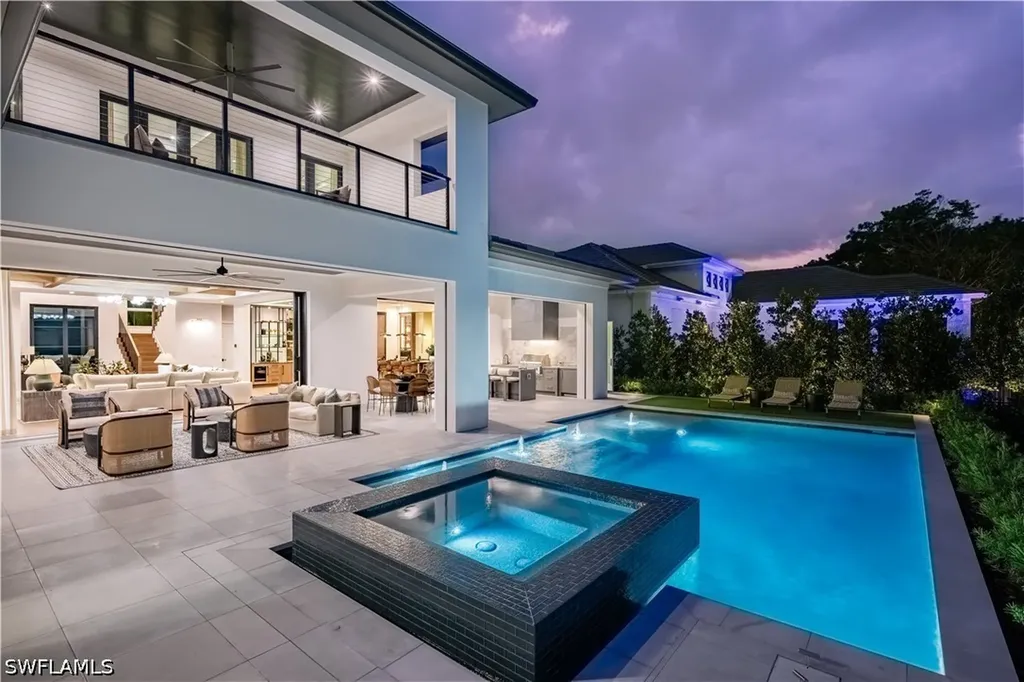 3235 Regatta Road Naples FL 34103