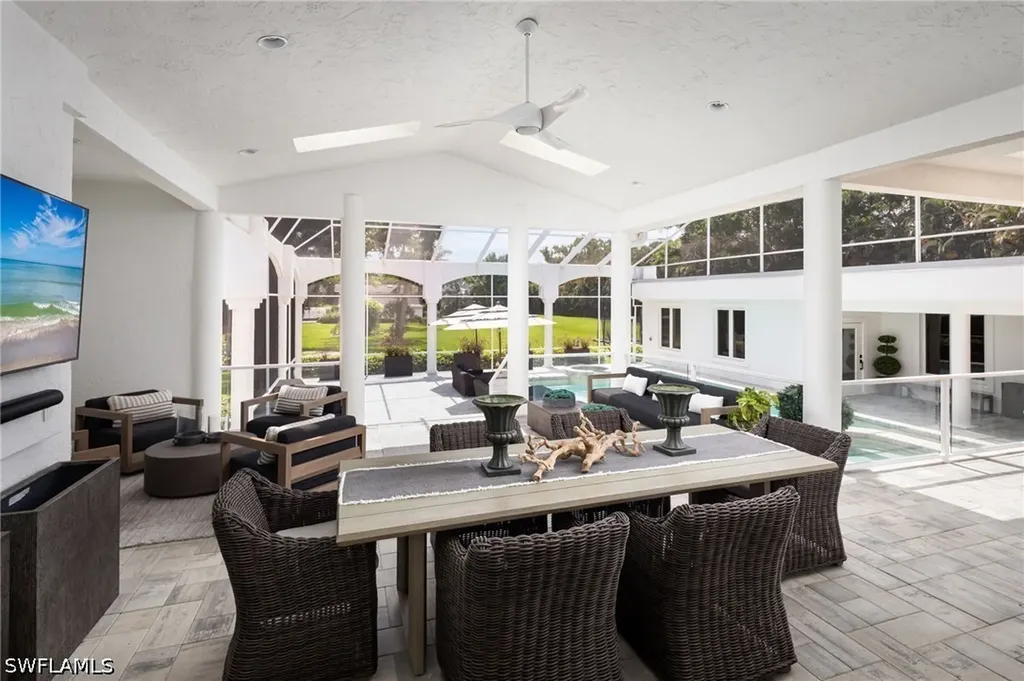 664 Hickory Road Naples FL 34108