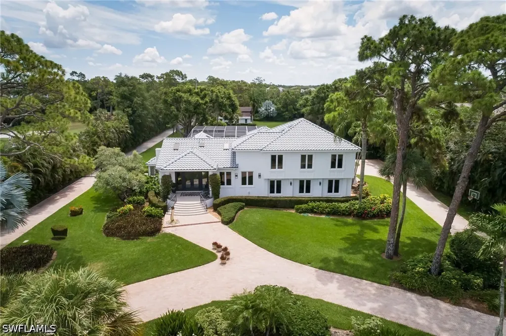 664 Hickory Road Naples FL 34108