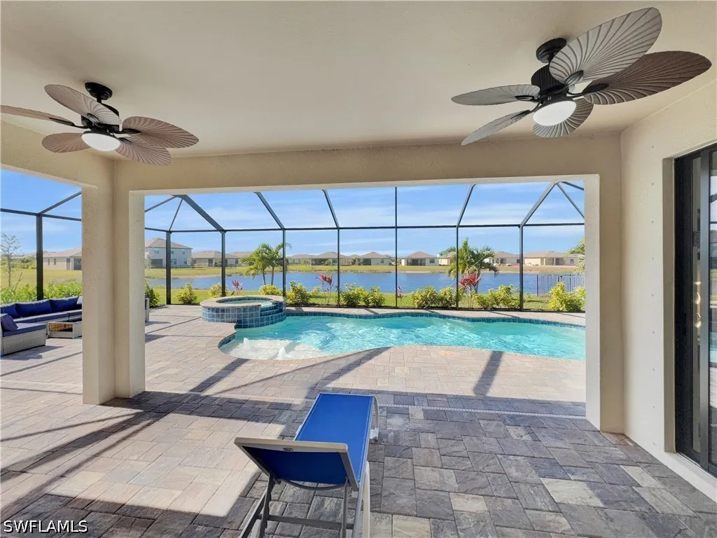 3319 Menores Way Fort Myers FL 33905