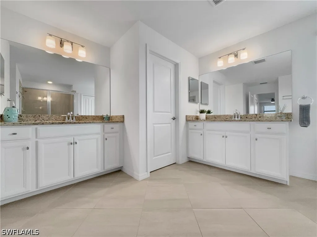 3319 Menores Way Fort Myers FL 33905