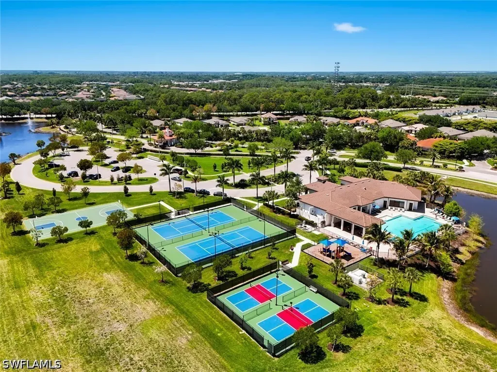 3319 Menores Way Fort Myers FL 33905