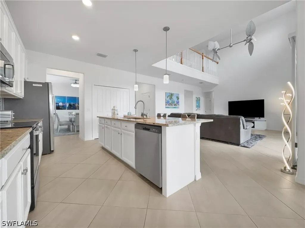 3319 Menores Way Fort Myers FL 33905