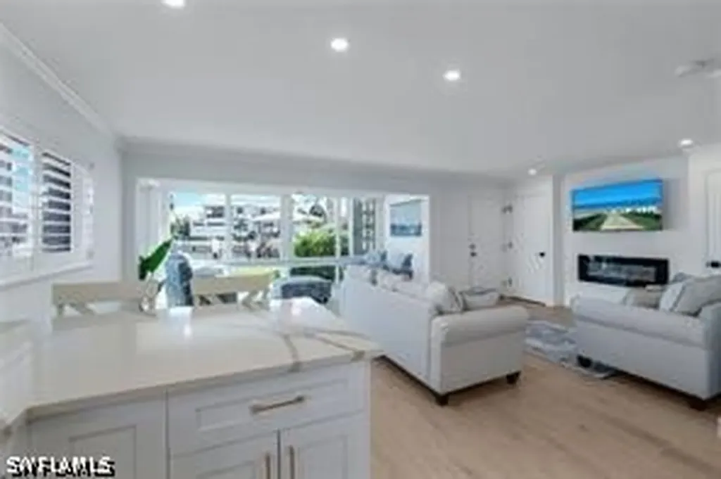 2100 Gulf Shore Boulevard N Naples FL 34102