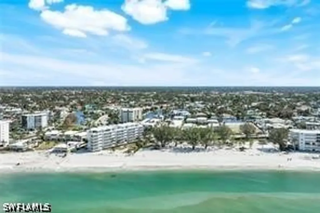 2100 Gulf Shore Boulevard N Naples FL 34102