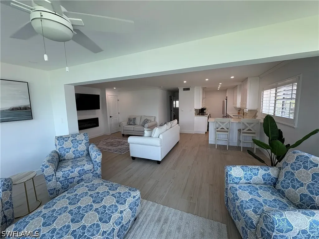 2100 Gulf Shore Boulevard N Naples FL 34102